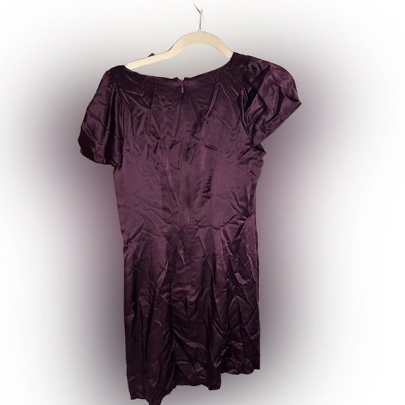 BANANA Republic plum dress size 2 EUC Shell: 100% silk lining: 100% poly - Picture 3 of 3